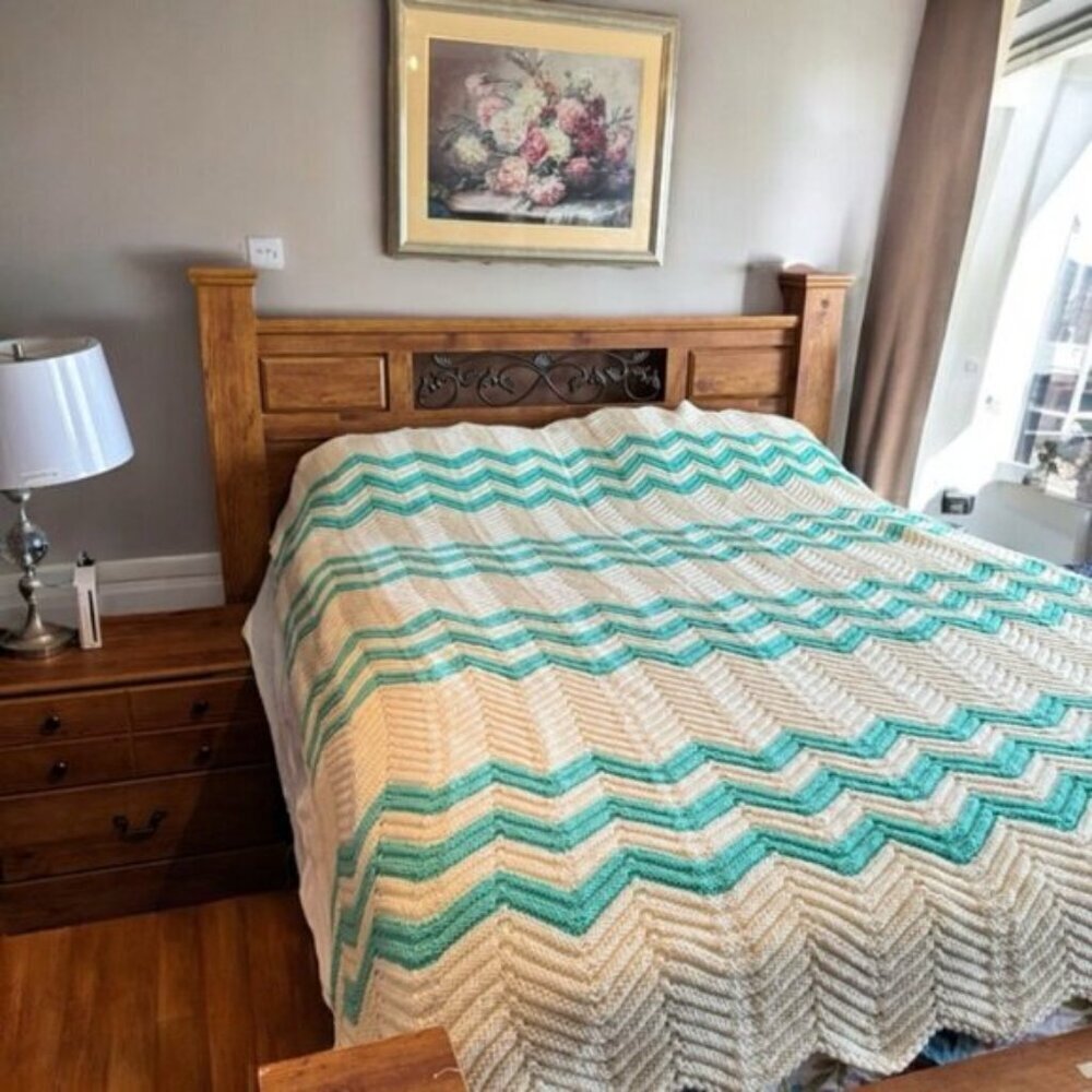 76” x 64” Vintage Hand Knit Chevron Blanket  Aqua Green Cream Zig Zag Afghan